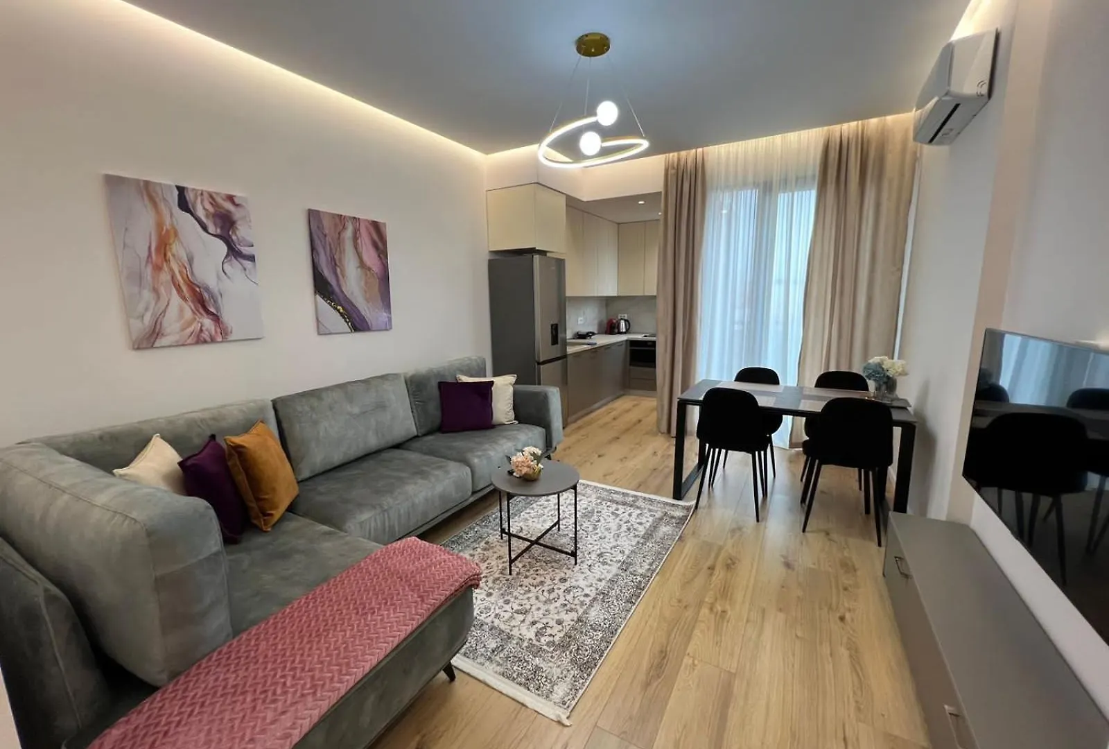Lindis Apartment 8 6 티라나 0*,  알바니아